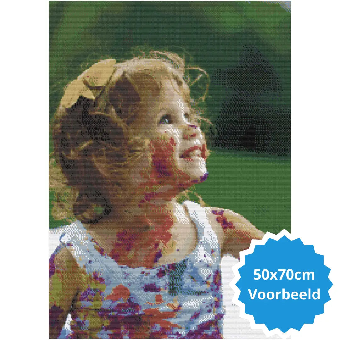 Meisje met haarband Diamond Painting, 50x70cm voorbeeld met kleurrijke details