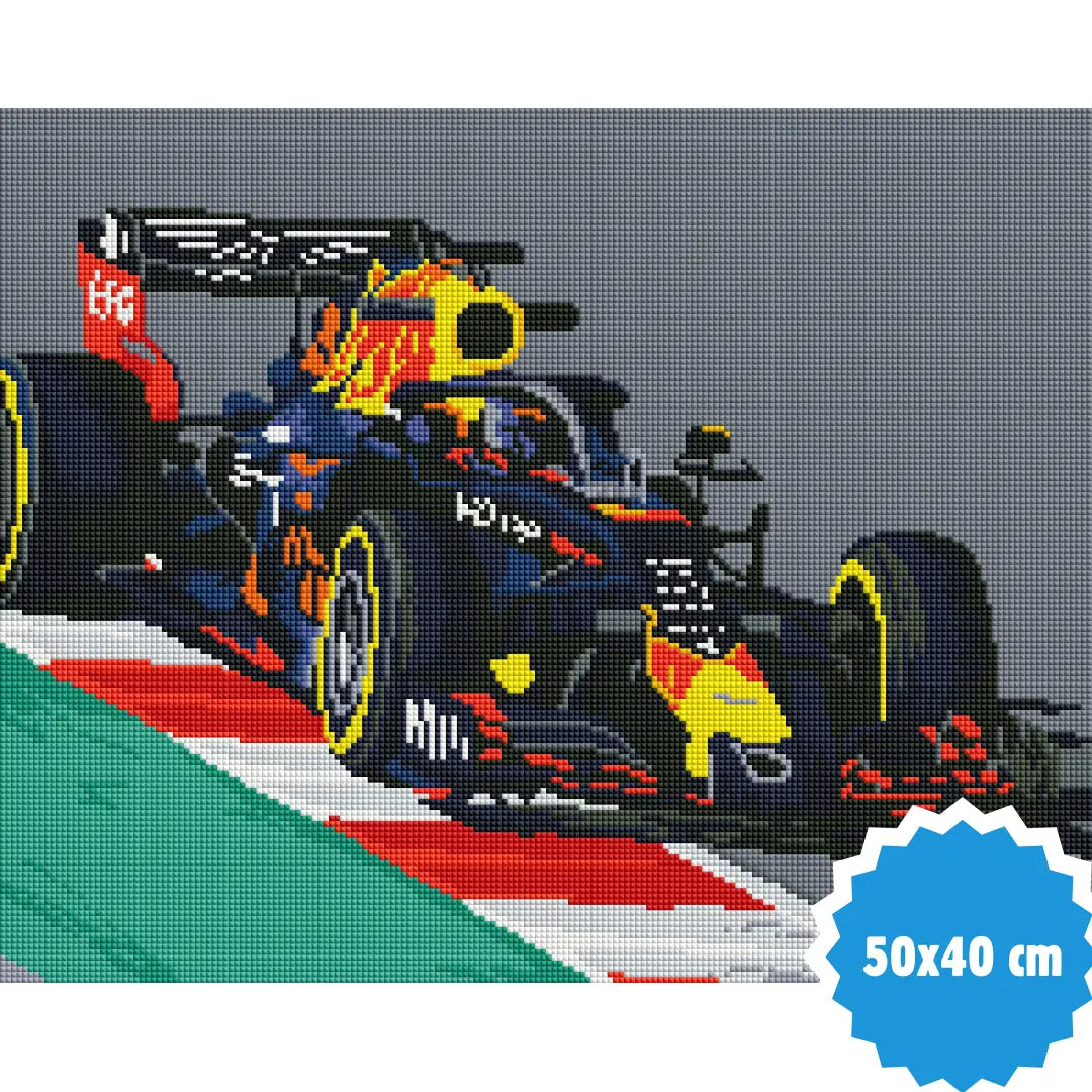 Diamond painting van Formule 1-raceauto, formaat 50x40 cm, gedetailleerde weergave van een snelle auto op circuit.