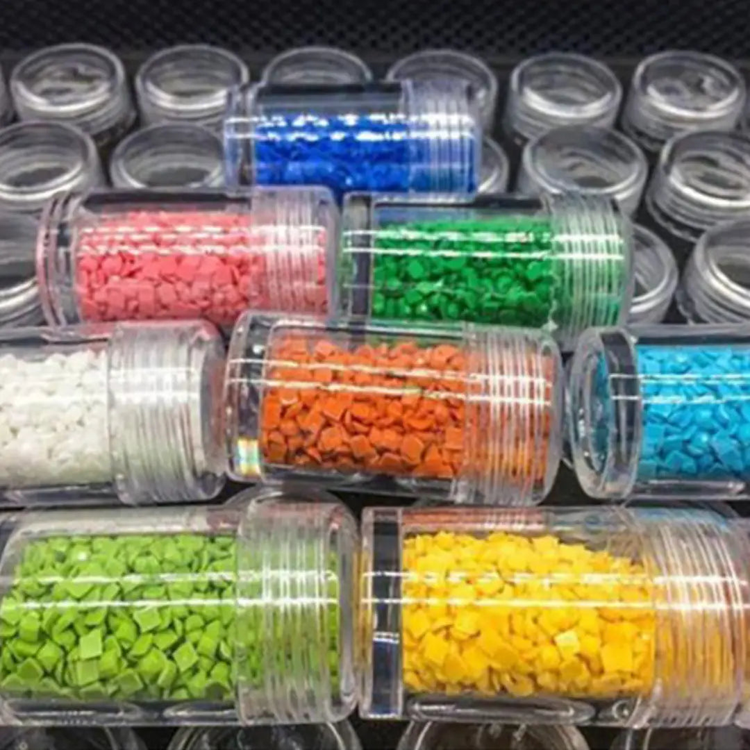 Diamond Painting Storage Box | Luxury Storage Case | 60 Jars with Screw Cap | Incl. Sticker Sheet